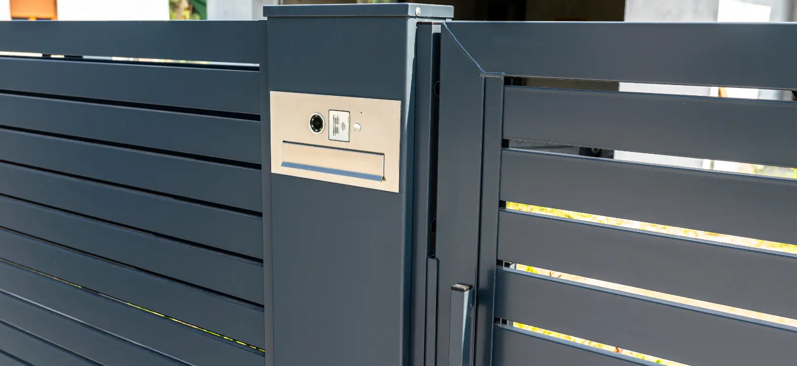 Portails aluminium et acier Kaisen SA en Suisse romande