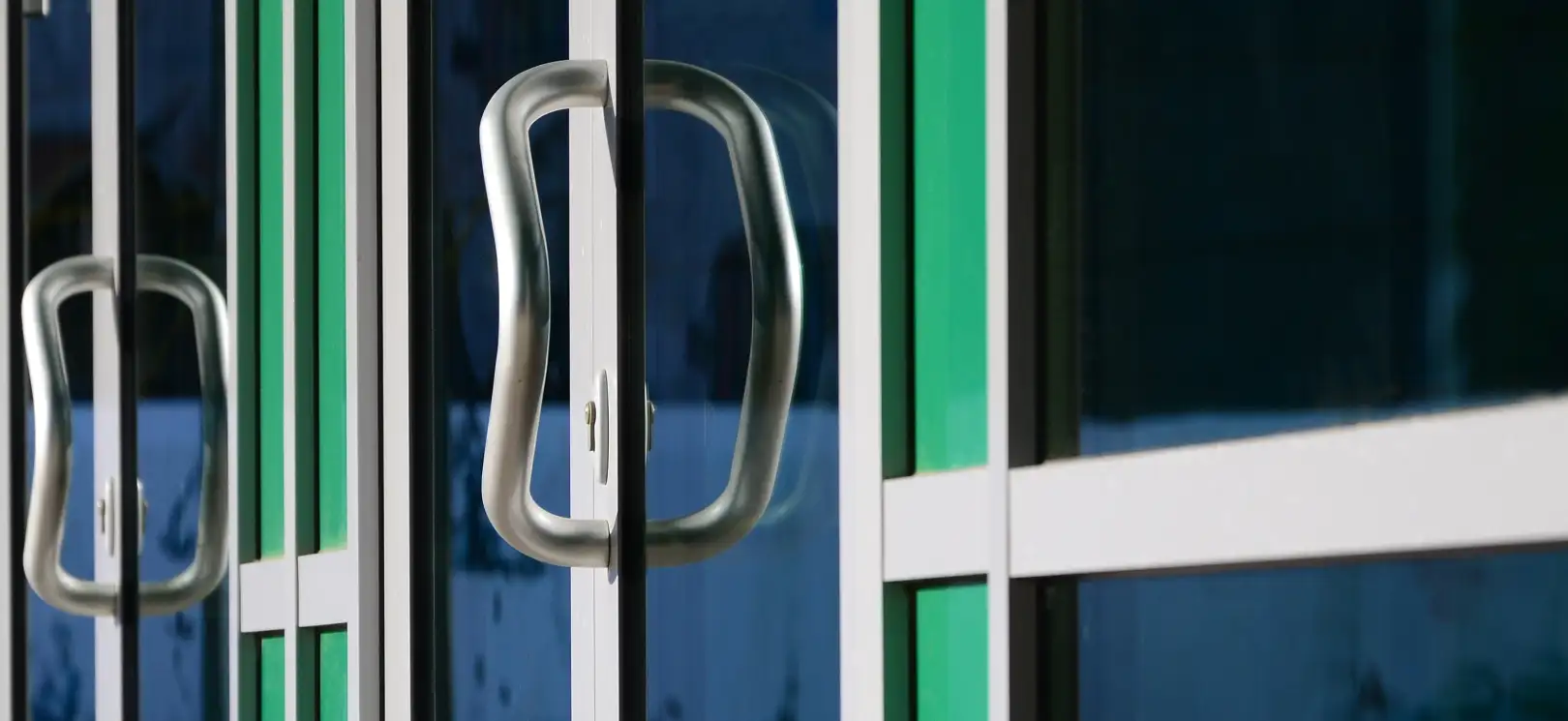 Portes Aluminium Kaisen SA — design et performance thermique